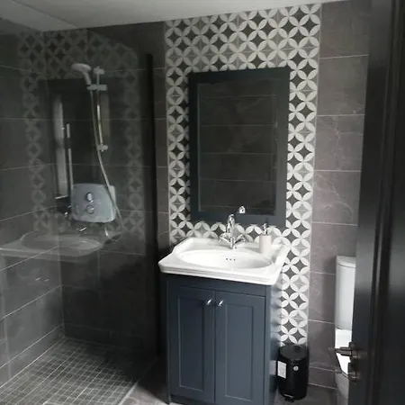 Fox's Sráid an Mhuilinn