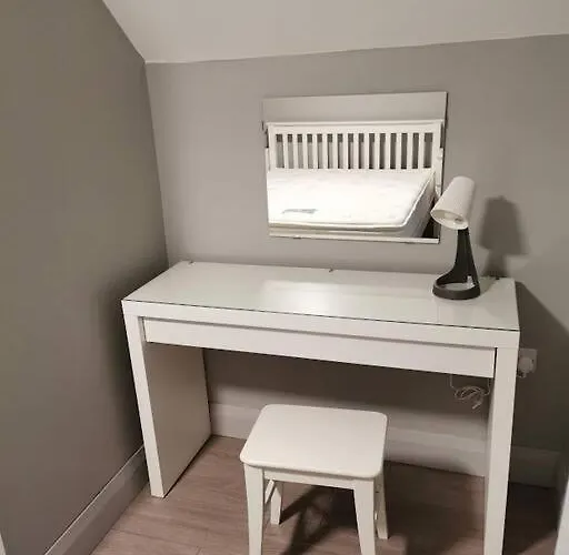 Fox's Sráid an Mhuilinn